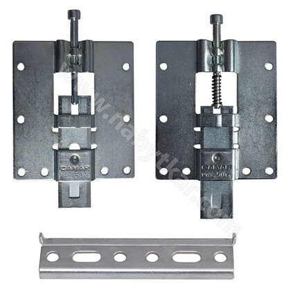 Závesné kovanie pre panely