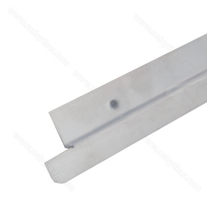 Lišta tepelno-izolacna spodná s presahom  k mdf. dvierkam, inox