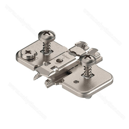 Platnička CLIP H0 EXPANDO s hmoždinkami a excentrom 3D, 174H7100E /Blum Platnička CLIP H0 EXPANDO s hmoždinkami a excentrom 3D, 174H7100E /Blum