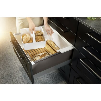 Špajzový box pre zásuvky od šírky 600 mm / HAILO