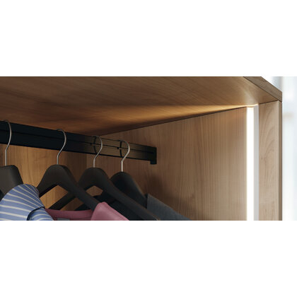 Häfele Loox5 profil 1107 pro osvětlovací LED pásky 5 mm 833.95.731 asymetrické rozložení světla, čer