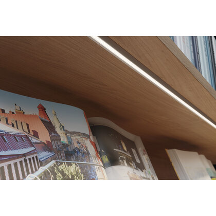 Häfele Loox5 profil 1105 pro osvětlovací LED pásky 8 mm, 833.95.727 asymetrické rozložení světla, če